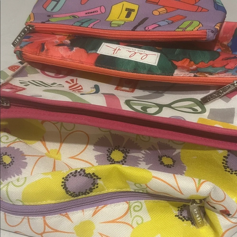 NWOT Clinique Cosmetic Bag Set Lot